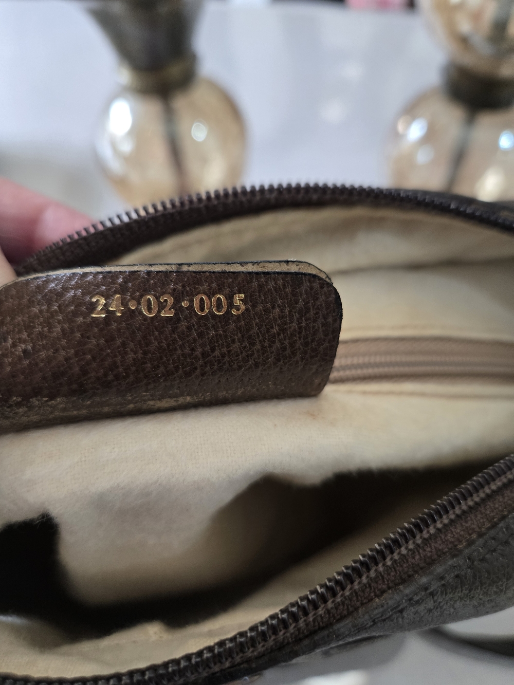 Gucci Monogram Crossbody Bag in Brown/Tan with Green & Red Stripe - Picture 10 of 10